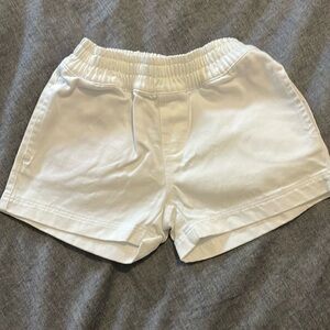 Beaufort Bonnet white shorts. Size 18-24 mos.